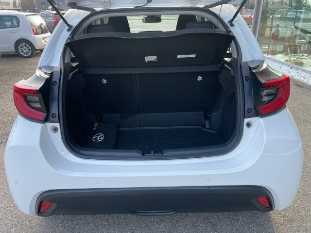 TOYOTA Yaris usata, con Servosterzo