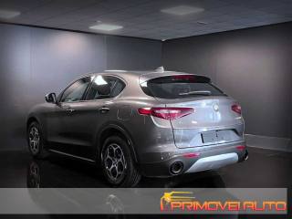ALFA ROMEO Stelvio usata, con Autoradio digitale