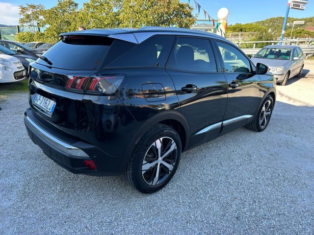 PEUGEOT 3008 usata, con Autoradio