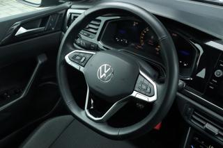 VOLKSWAGEN Taigo usata, con Park Distance Control