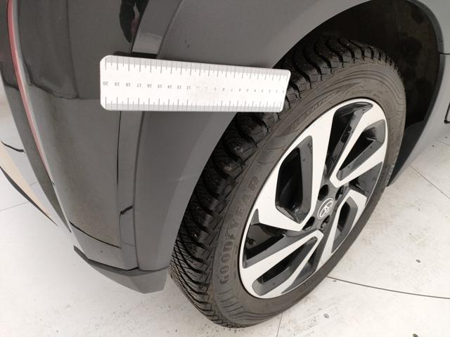 TOYOTA Aygo X usata, con Luci diurne