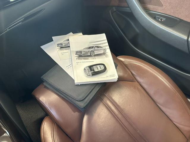 AUDI A8 usata, con Regolazione elettrica sedili