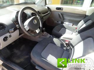 VOLKSWAGEN New Beetle usata, con Autoradio