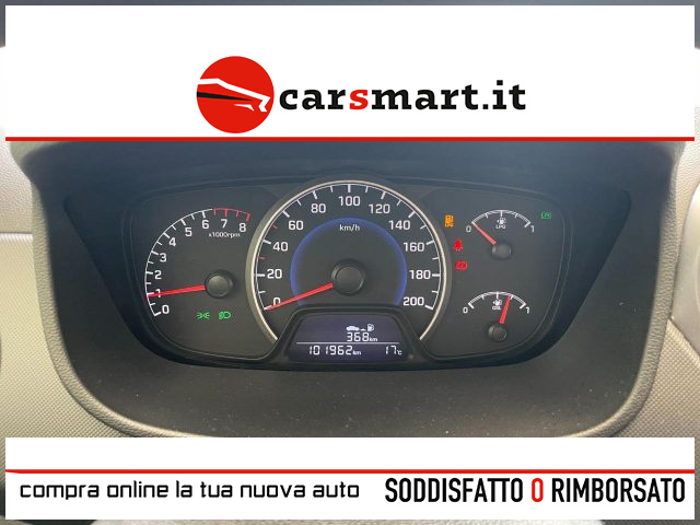 HYUNDAI i10 usata 12