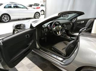 MERCEDES-BENZ SLK 200 usata, con Airbag
