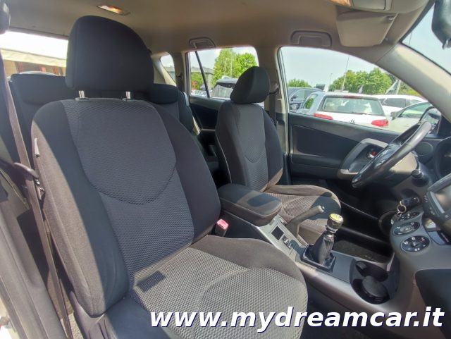 TOYOTA RAV 4 usata, con Controllo trazione