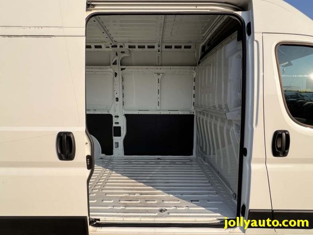 PEUGEOT Boxer usata 15