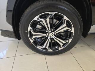 SUZUKI Across usata, con Portellone posteriore elettrico