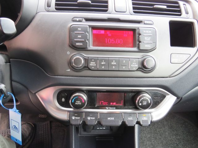 KIA Rio usata, con ESP