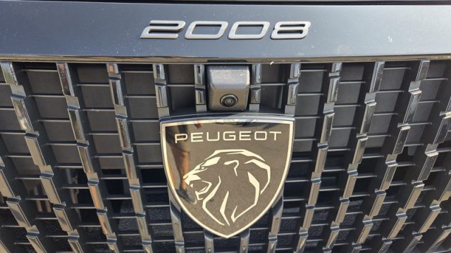 PEUGEOT 2008 usata, con Chiusura centralizzata