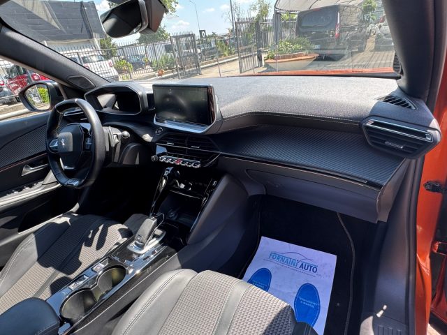PEUGEOT 2008 usata, con Touch screen