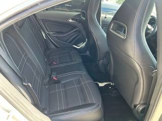 MERCEDES-BENZ CLA 200 usata, con Park Distance Control