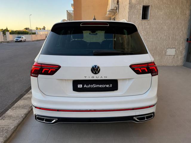 VOLKSWAGEN Tiguan usata, con Autoradio