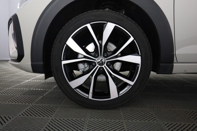 VOLKSWAGEN Taigo usata 8