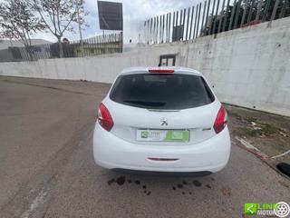 PEUGEOT 208 usata, con Alzacristalli elettrici