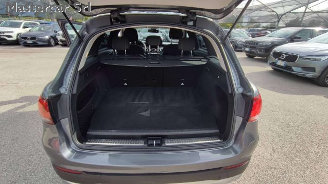 MERCEDES-BENZ GLC 300 usata, con MP3