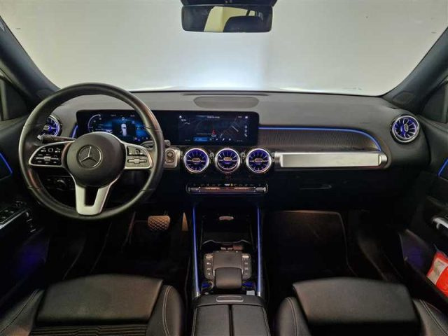 MERCEDES-BENZ GLB 220 usata, con Chiusura centralizzata