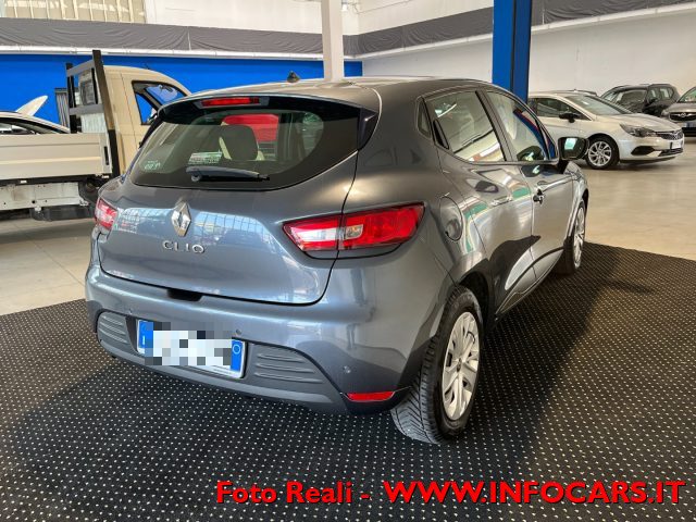RENAULT Clio usata, con Airbag