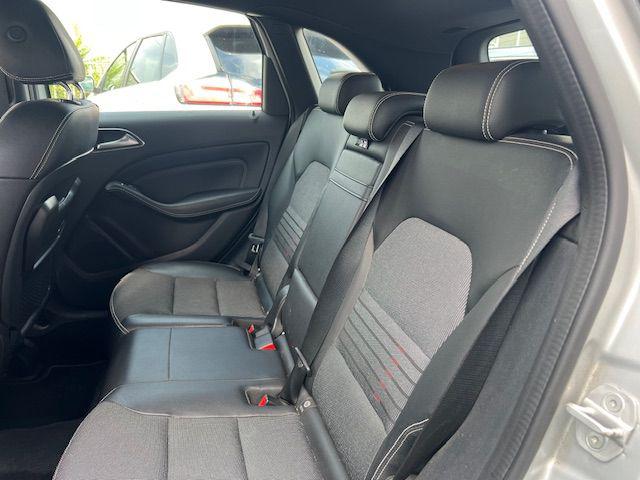 MERCEDES-BENZ B 180 usata, con Chiusura centralizzata