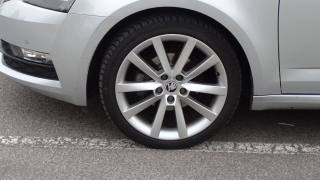 SKODA Octavia usata, con Touch screen