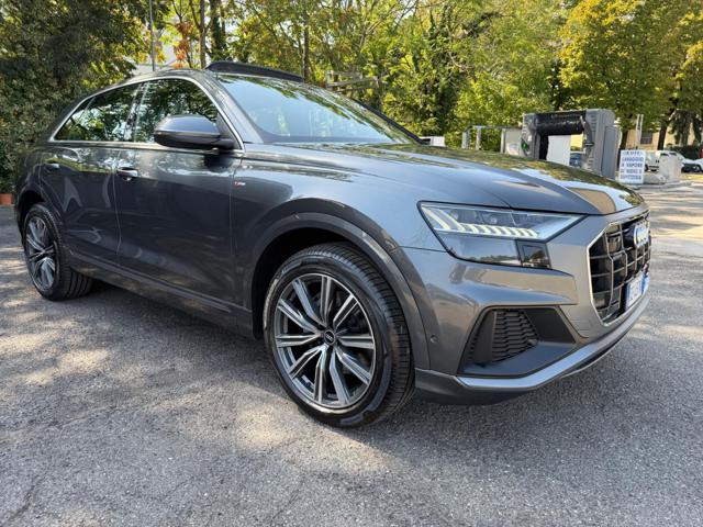 AUDI Q8 usata, con Autoradio