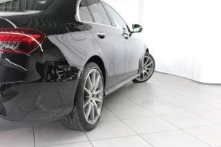 MERCEDES-BENZ E 220 usata, con Boardcomputer