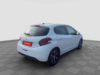 PEUGEOT 208 usata 4