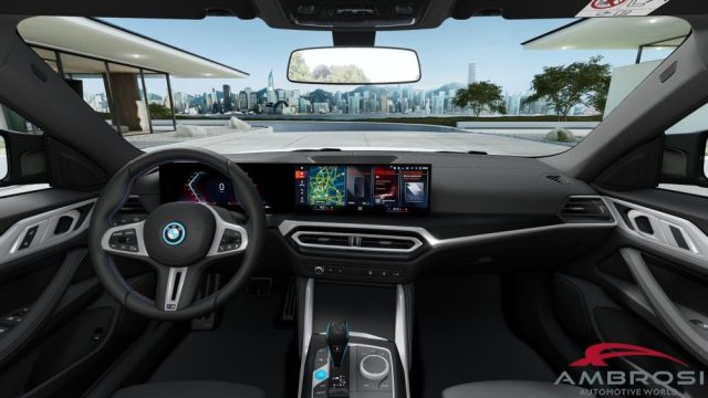 BMW i4 usata 8
