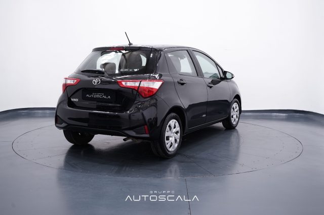 TOYOTA Yaris usata, con Boardcomputer