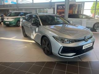 VOLKSWAGEN Passat usata, con Airbag laterali