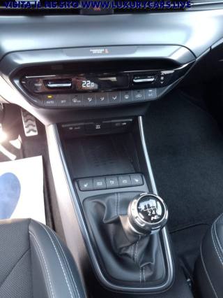 HYUNDAI i20 usata, con Fari LED