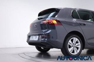 VOLKSWAGEN Golf usata, con Cruise Control