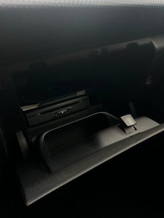 PEUGEOT 2008 usata, con Autoradio