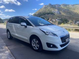 PEUGEOT 5008 usata, con Cerchi in lega