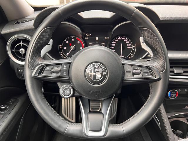 ALFA ROMEO Stelvio usata, con Autoradio