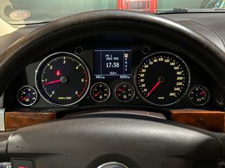 VOLKSWAGEN Touareg usata, con Sedili riscaldati