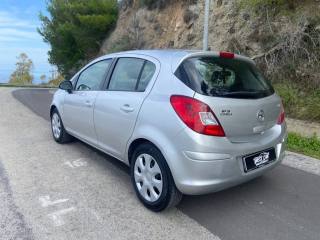 OPEL Corsa usata, con Chiusura centralizzata