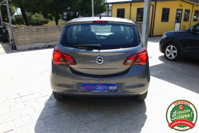 OPEL Corsa usata, con Autoradio