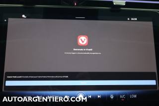 MERCEDES-BENZ E 220 usata, con USB