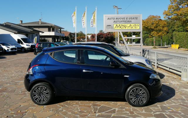 LANCIA Ypsilon usata, con Autoradio