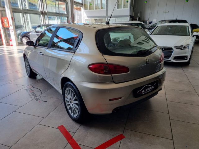ALFA ROMEO 147 usata, con Airbag laterali