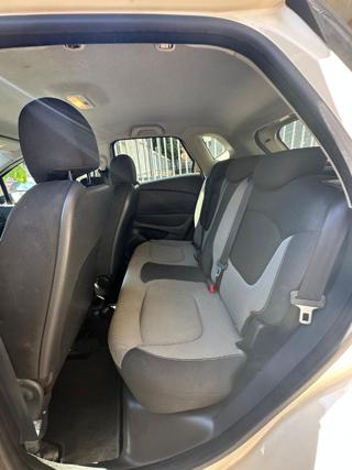 RENAULT Captur usata, con Volante in pelle