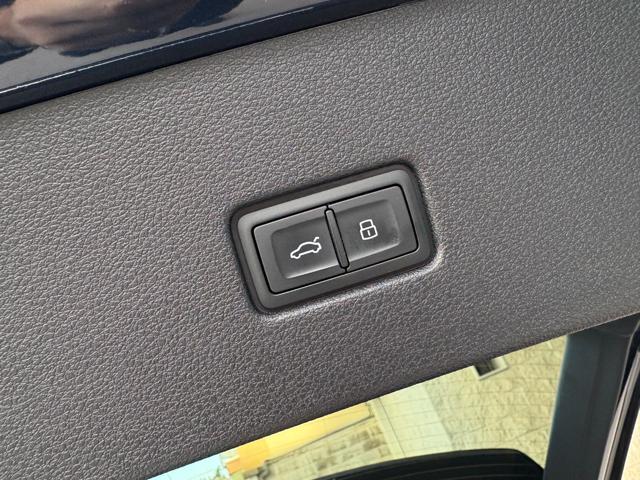 AUDI Q8 usata, con Airbag testa