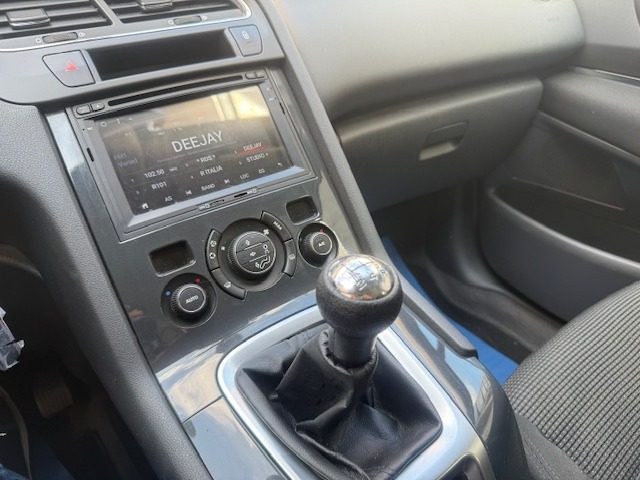 PEUGEOT 5008 usata, con Fendinebbia