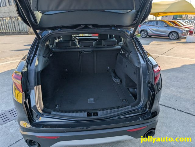 ALFA ROMEO Stelvio usata, con Cerchi in lega