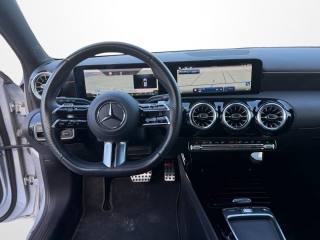 MERCEDES-BENZ A 200 usata, con Fendinebbia