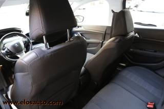 PEUGEOT 308 usata, con Climatizzatore