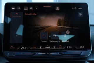 CUPRA Leon usata, con Apple CarPlay