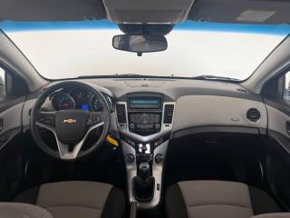 CHEVROLET Cruze usata 8