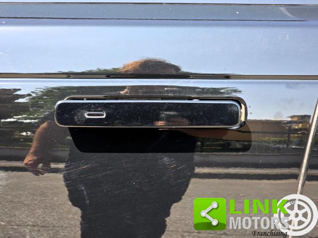 LAND ROVER Range Rover Velar usata, con Portellone posteriore elettrico